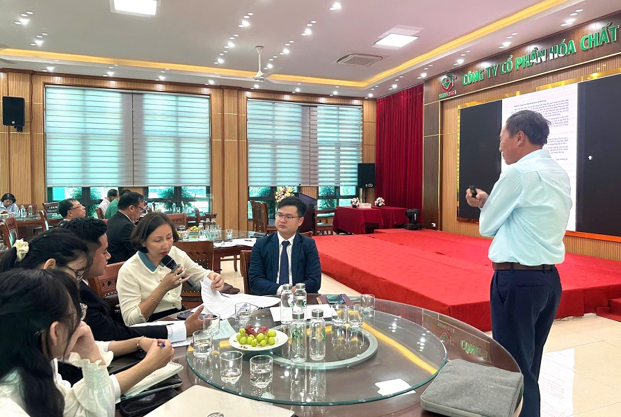 Đại diện Nhà phân phối tham gia đóng góp ý kiến